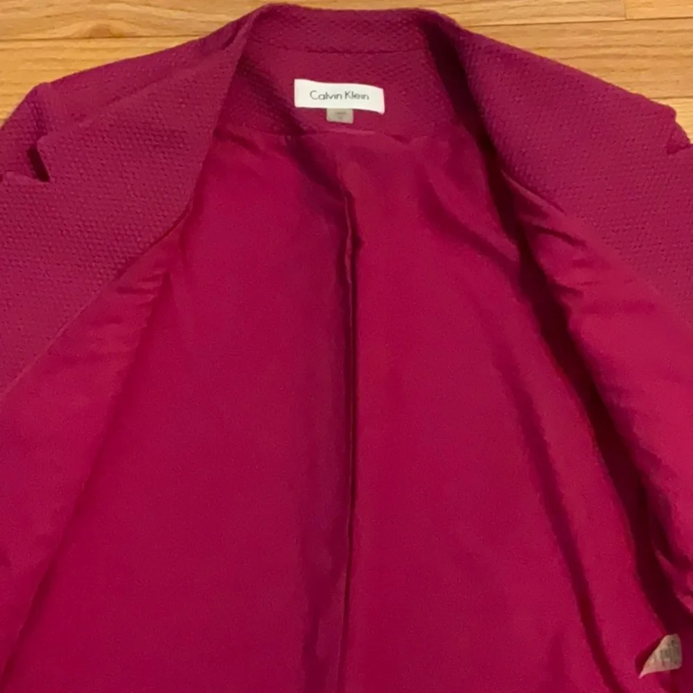Calvin Klein Pattern Blazer - Picture 6 of 7